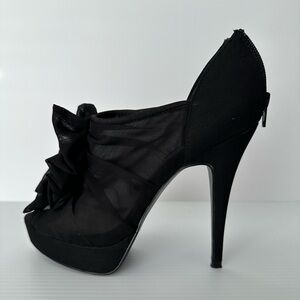 Chinese Laundry Black Platform High Heels Size 8M Fabric